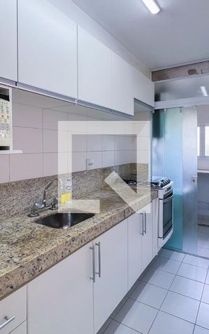 Apartamento à venda com 58m², 2 quartos e 1 vaga Apartamento à venda com 58m², 2 quartos e 1 vagaCozinha