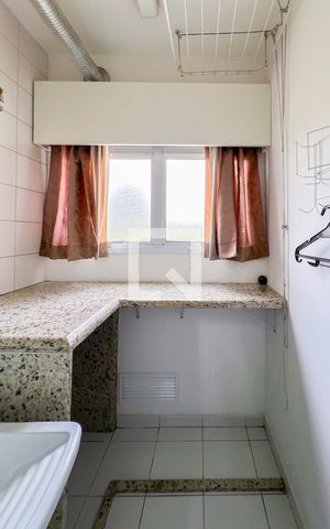 Apartamento à venda com 58m², 2 quartos e 1 vaga Apartamento à venda com 58m², 2 quartos e 1 vagaÁrea de Serviço