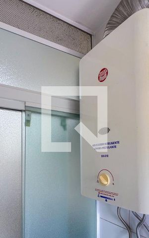 Apartamento à venda com 58m², 2 quartos e 1 vaga Apartamento à venda com 58m², 2 quartos e 1 vagaÁrea de Serviço