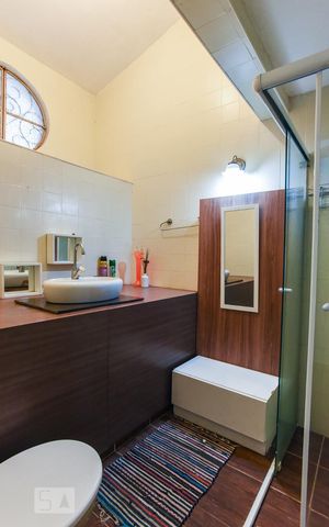 Casa de condomínio à venda com 144m², 3 quartos e 2 vagas Casa de condomínio à venda com 144m², 3 quartos e 2 vagasBanheiro