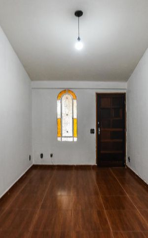 Casa de condomínio à venda com 144m², 3 quartos e 2 vagas Casa de condomínio à venda com 144m², 3 quartos e 2 vagasSala