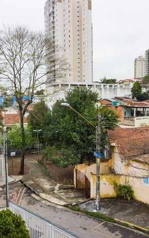 Casa à venda com 130m², 3 quartos e 3 vagasVista