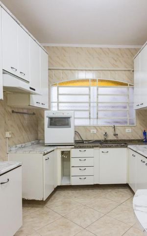 Casa à venda com 130m², 3 quartos e 3 vagasCozinha