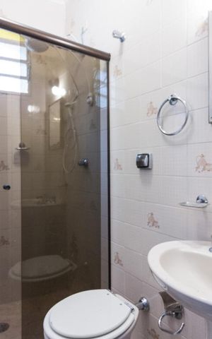 Casa à venda com 130m², 3 quartos e 3 vagasBanheiro