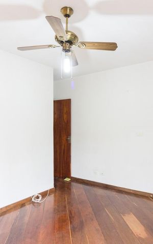 Casa à venda com 130m², 3 quartos e 3 vagasSuite