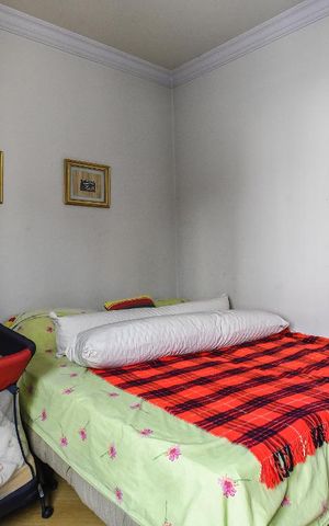 Casa à venda com 403m², 4 quartos e 5 vagas Casa à venda com 403m², 4 quartos e 5 vagasQuarto 3