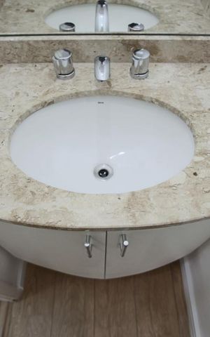 Apartamento à venda com 37m², 1 quarto e 1 vagaBanheiro