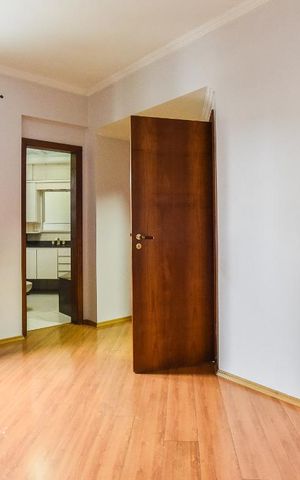 Apartamento à venda com 140m², 3 quartos e 2 vagas Apartamento à venda com 140m², 3 quartos e 2 vagasSuíte 1