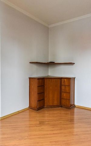 Apartamento à venda com 140m², 3 quartos e 2 vagas Apartamento à venda com 140m², 3 quartos e 2 vagasSuíte 1