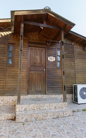Casa à venda com 60m², 2 quartos e sem vaga Casa à venda com 60m², 2 quartos e sem vagaCasa