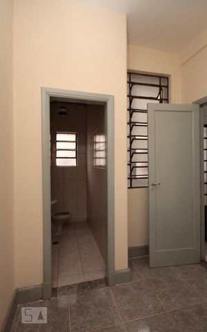 Apartamento à venda com 110m², 2 quartos e sem vagaQuarto de Serviço