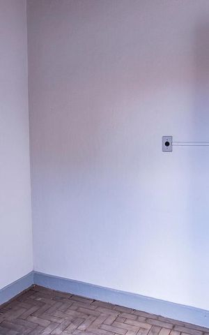 Casa à venda com 350m², 7 quartos e 8 vagas Casa à venda com 350m², 7 quartos e 8 vagasQuarto 6