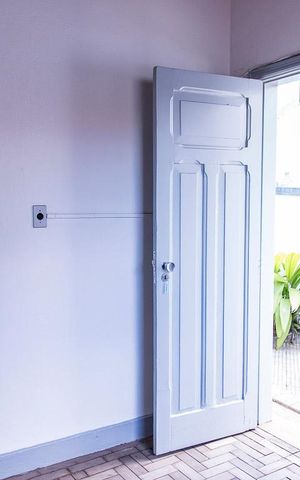 Casa à venda com 350m², 7 quartos e 8 vagas Casa à venda com 350m², 7 quartos e 8 vagasQuarto 6
