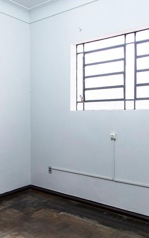 Casa à venda com 350m², 7 quartos e 8 vagas Casa à venda com 350m², 7 quartos e 8 vagasQuarto 1