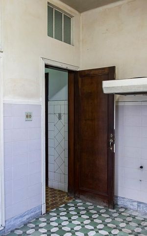Casa à venda com 350m², 7 quartos e 8 vagas Casa à venda com 350m², 7 quartos e 8 vagasCozinha