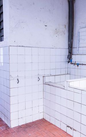 Casa à venda com 350m², 7 quartos e 8 vagas Casa à venda com 350m², 7 quartos e 8 vagasÁrea de Serviço