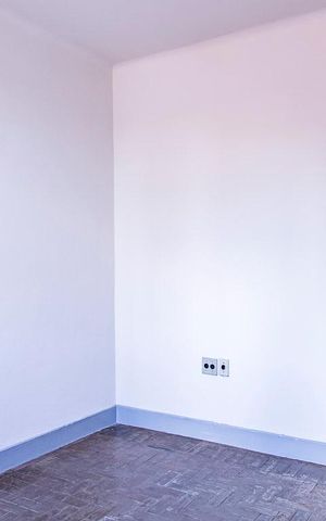 Casa à venda com 350m², 7 quartos e 8 vagas Casa à venda com 350m², 7 quartos e 8 vagasSuíte