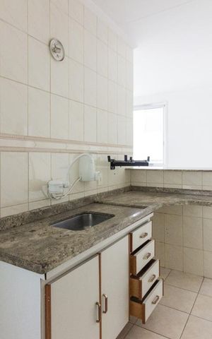 Apartamento à venda com 52m², 2 quartos e 1 vagaCozinha