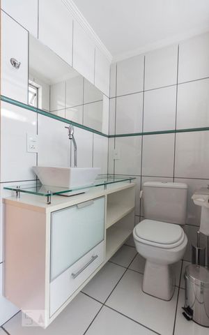 Apartamento à venda com 63m², 2 quartos e 1 vagaBanheiro Social