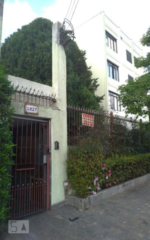 Apartamento à venda com 63m², 2 quartos e 1 vaga Apartamento à venda com 63m², 2 quartos e 1 vagaFachada
