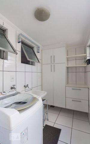 Apartamento à venda com 63m², 2 quartos e 1 vagaÁrea de Serviço