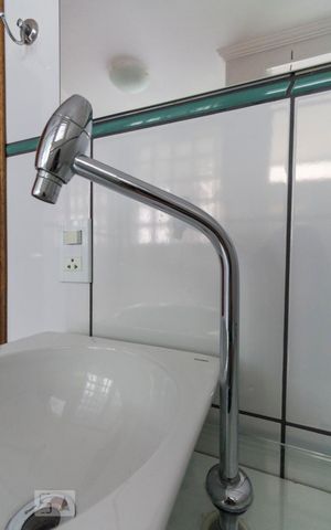 Apartamento à venda com 63m², 2 quartos e 1 vagaBanheiro Social