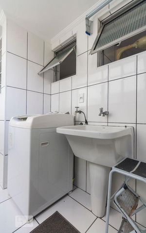 Apartamento à venda com 63m², 2 quartos e 1 vagaÁrea de Serviço