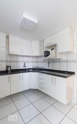 Apartamento à venda com 63m², 2 quartos e 1 vagaCozinha