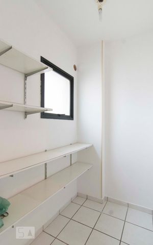 Apartamento à venda com 90m², 3 quartos e 3 vagasQuarto de serviço