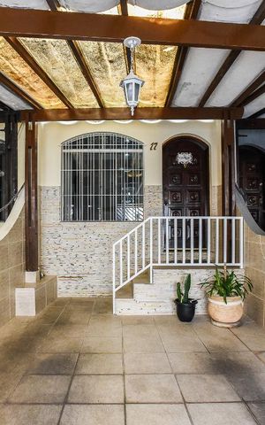 Casa à venda com 97m², 2 quartos e 1 vaga Casa à venda com 97m², 2 quartos e 1 vagaGaragem