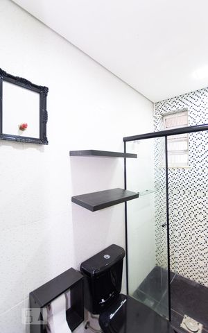 Apartamento à venda com 80m², 3 quartos e sem vaga Apartamento à venda com 80m², 3 quartos e sem vagaBanheiro