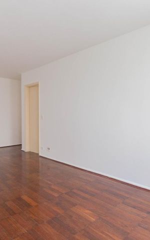 Apartamento para alugar com 75m², 2 quartos e 1 vaga Apartamento para alugar com 75m², 2 quartos e 1 vagaSala