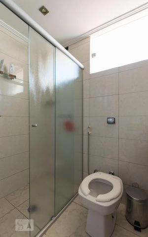 Casa à venda com 210m², 3 quartos e 2 vagas2o. Andar - Quarto 3 - Suíte/ Banheiro