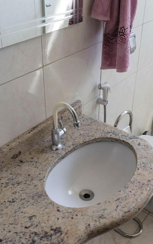 Casa à venda com 210m², 3 quartos e 2 vagas2o. Andar - Banheiro social (Pia)