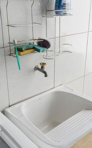 Casa à venda com 210m², 3 quartos e 2 vagas1o. Andar - Área de serviço (Tanque)
