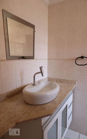 Apartamento para alugar com 96m², 3 quartos e 1 vaga
