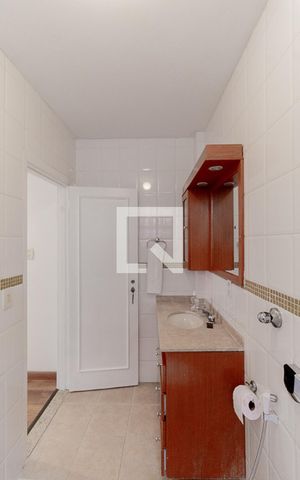 Apartamento à venda com 113m², 2 quartos e sem vaga Apartamento à venda com 113m², 2 quartos e sem vagaBanheiro Social
