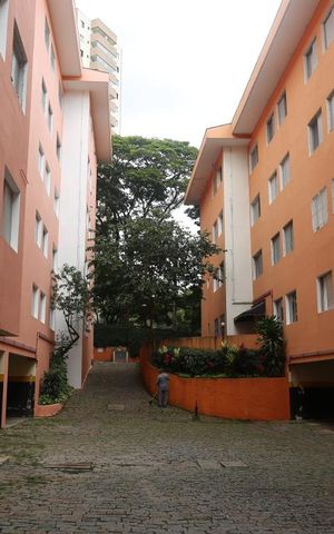 Apartamento à venda com 65m², 2 quartos e 1 vagaFachada do bloco