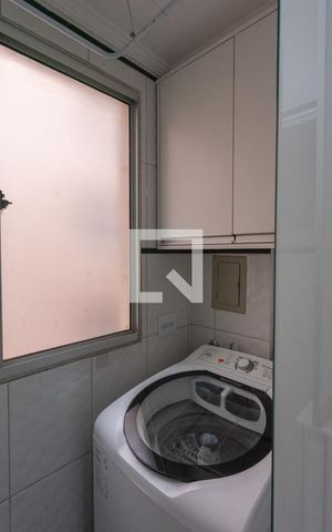 Apartamento à venda com 54m², 2 quartos e 1 vaga Apartamento à venda com 54m², 2 quartos e 1 vagaÁrea de Serviço