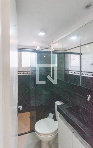 Apartamento à venda com 54m², 2 quartos e 1 vaga Apartamento à venda com 54m², 2 quartos e 1 vagaBanheiro