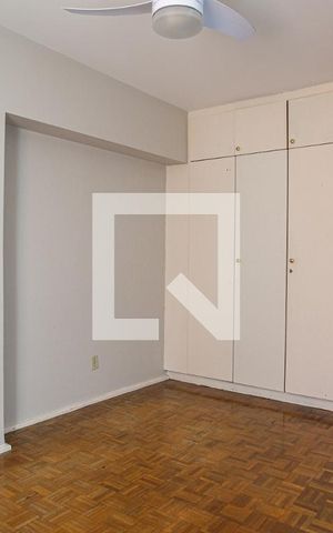 Apartamento à venda com 260m², 4 quartos e 2 vagas Apartamento à venda com 260m², 4 quartos e 2 vagasQuarto 2