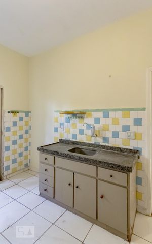 Apartamento à venda com 98m², 3 quartos e sem vagaCozinha