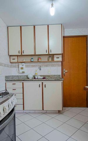 Apartamento à venda com 60m², 2 quartos e 1 vagaCozinha
