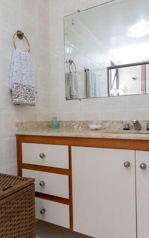 Apartamento à venda com 103m², 3 quartos e 2 vagasBanheiro da Suíte 2