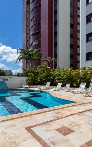 Apartamento à venda com 103m², 3 quartos e 2 vagasÁrea comum - Piscina