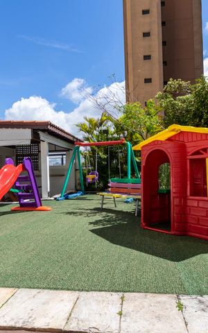 Apartamento à venda com 103m², 3 quartos e 2 vagasÁrea Comum - Playground
