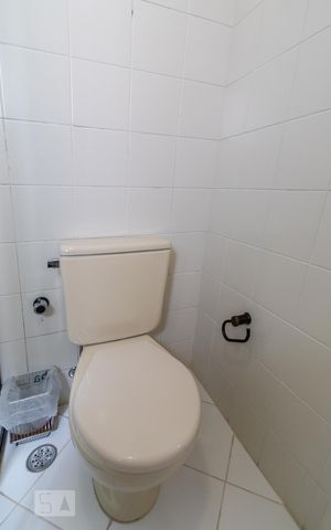 Apartamento à venda com 103m², 3 quartos e 2 vagasBanheiro da Suíte 1