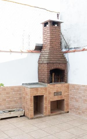 Casa para alugar com 248m², 3 quartos e 3 vagasChurrasqueira