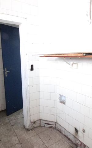 Casa à venda com 468m², 8 quartos e sem vagaCozinha