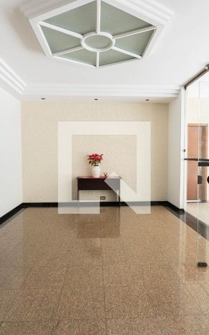 Apartamento para alugar com 95m², 3 quartos e sem vaga Apartamento para alugar com 95m², 3 quartos e sem vagaHall de entrada